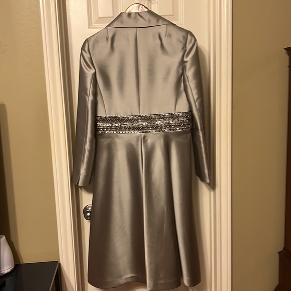 Lela Rose silver silk jacket - Picture 2 of 7